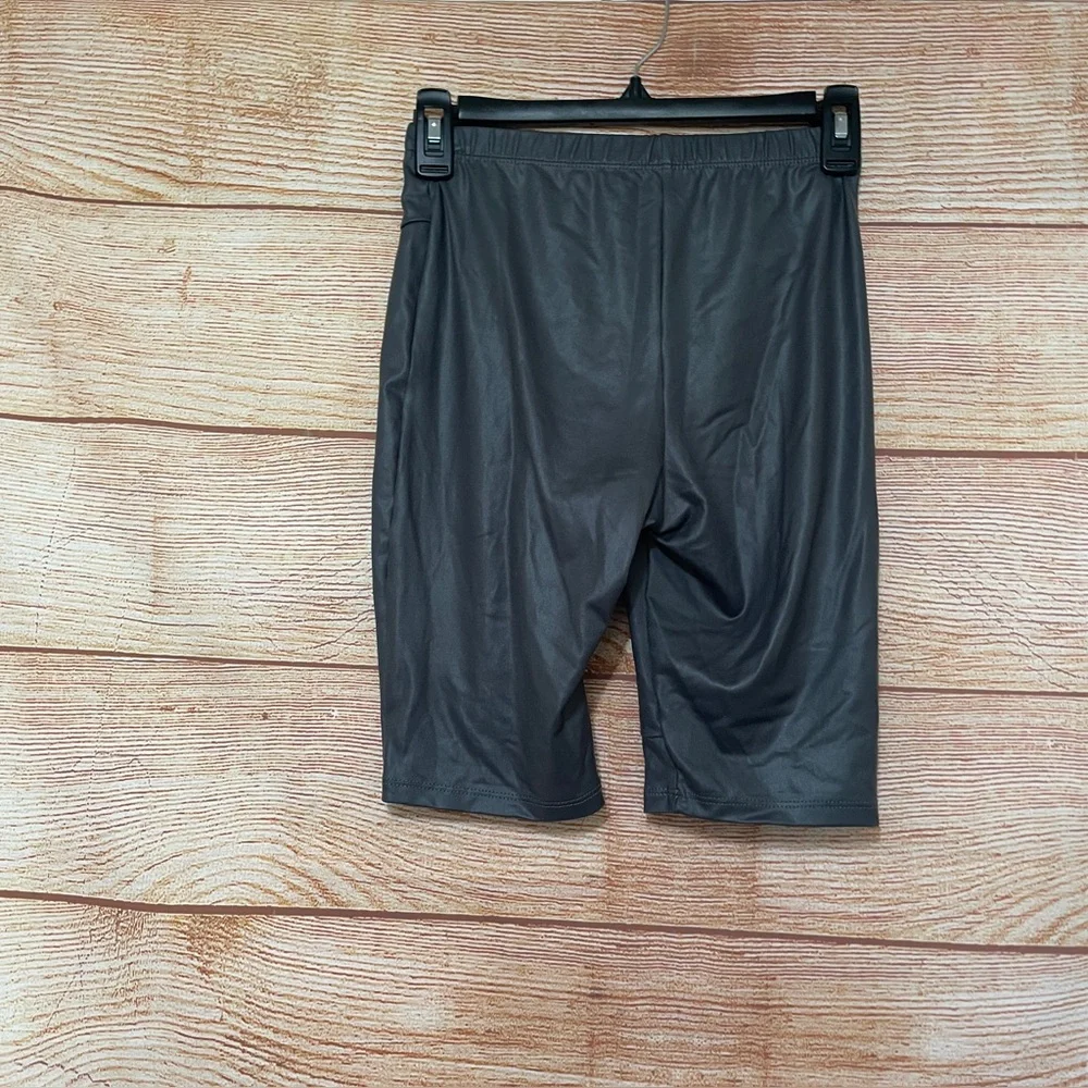 Fashion Nova Gray Faux Leather Bike Shorts‎ Size Small Grey
